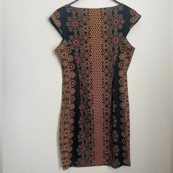 New York and Company Cap Sleeved Midi Dress Size 10 black & multicolored mandala - Picture 2 of 11